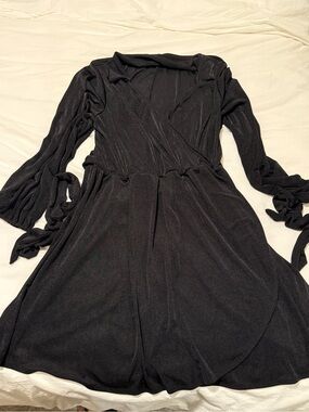 red and black prom dress with sleeves Ladivine CD806 Formal Long / 8 JL1017 Sleeve Skater Black Plunge Color:Black color The structured base keeps